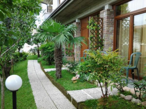 Отель B&B Il Rondò Sirmione  Сирмионе